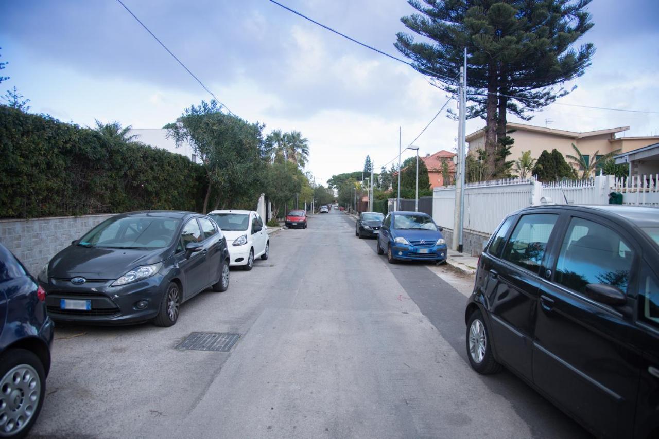 Mondello Manick Mare Lägenhet Palermo Exteriör bild