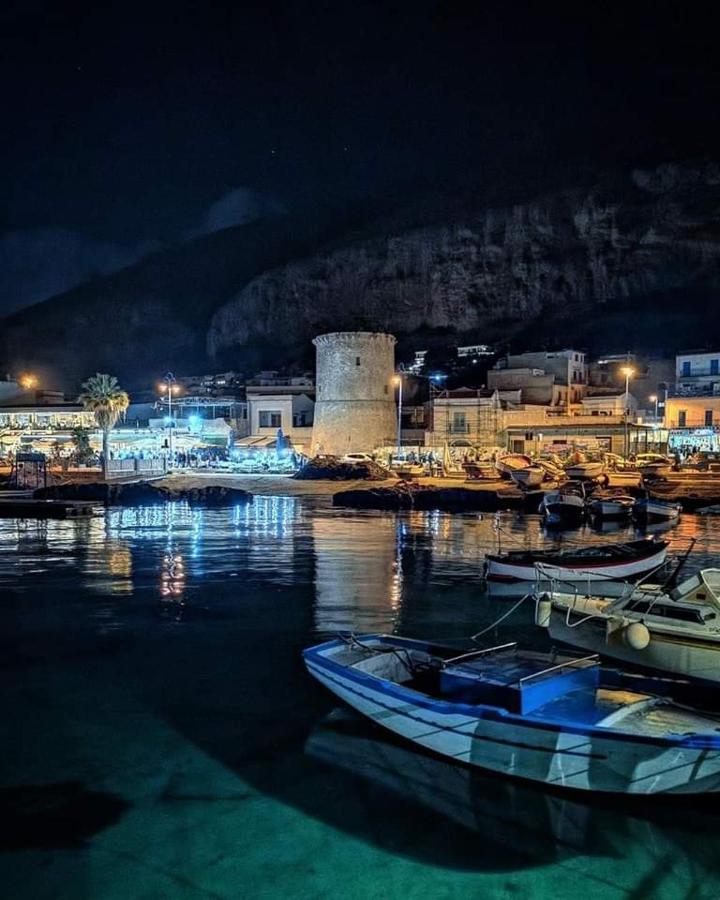 Mondello Manick Mare Lägenhet Palermo Exteriör bild
