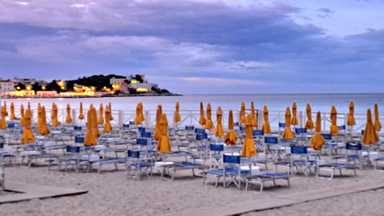 Mondello Manick Mare Lägenhet Palermo Exteriör bild